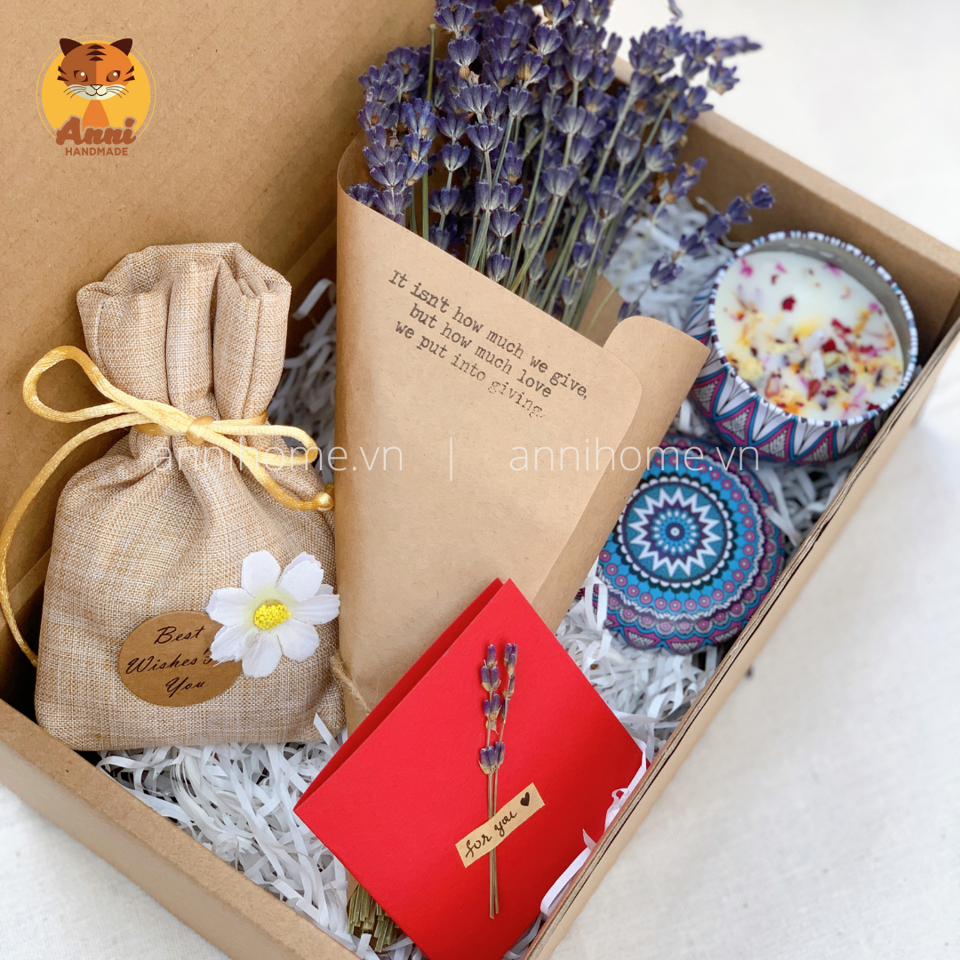 Happy Gift Box - Anni Handmade