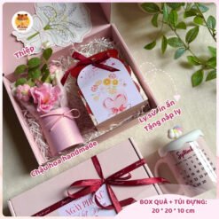 Special Gift - Set ly sứ và hoa handmade (Box + Túi đựng)